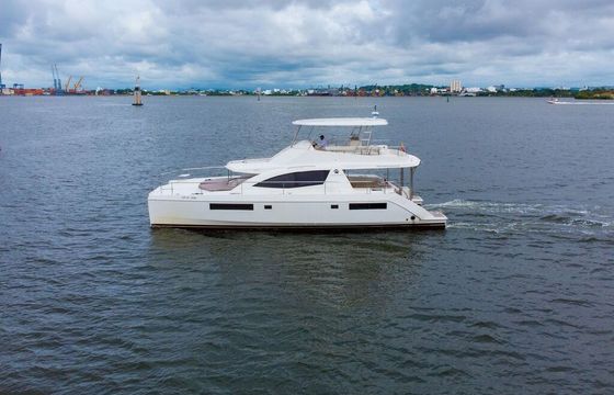 Catamaran Leopard 51 15.5m