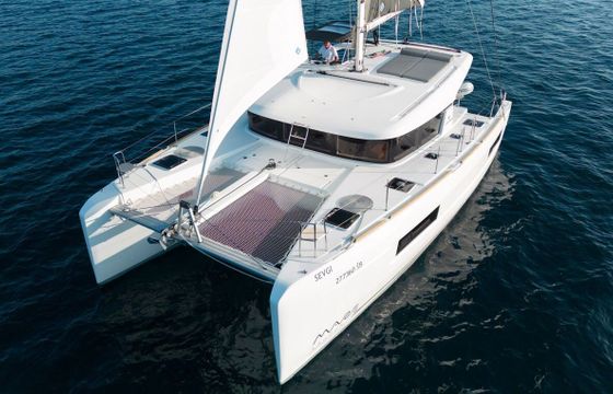 Catamaran Lagoon-Bénéteau Lagoon 40 - 4 + 2 cab 11m