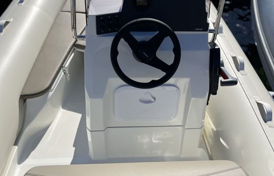 RIB Lomac Nautica Lomac 675 150hp