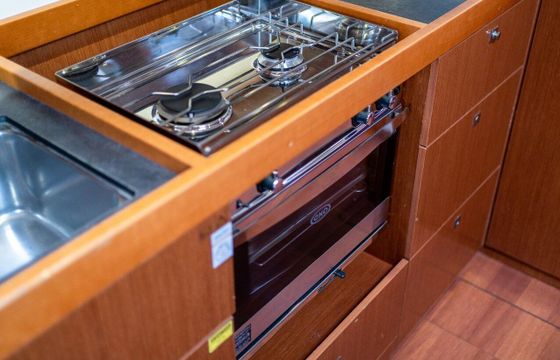 Sailboat Beneteau Oceanis 45 13.85m