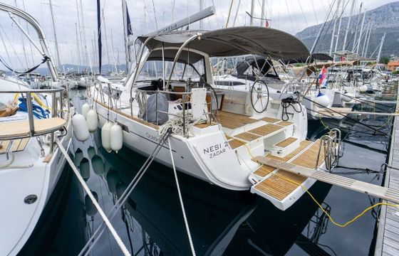 Sailboat Beneteau Oceanis 45 13.85m