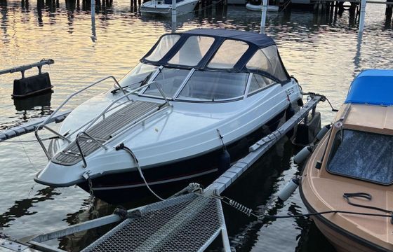 Motorboat Ryds 20 DC 200hp