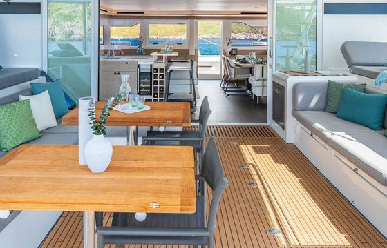 Sailing yacht Lagoon Lagoon 60 19.89m