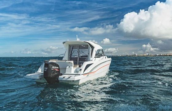 Motorboat Beneteau  Antares 8 OB 250hp
