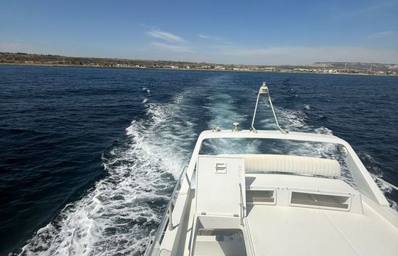 Motorboat Raffaelli Tempest 43 fly 780hp
