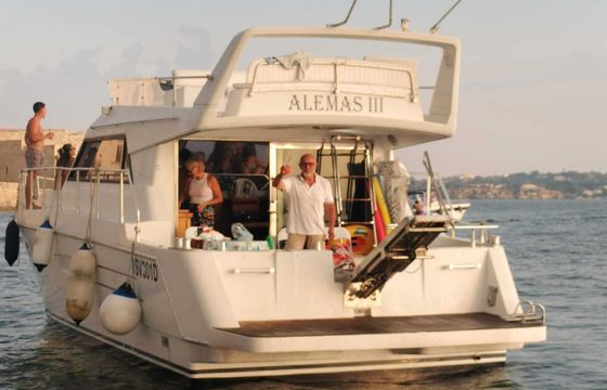 Motorboat Raffaelli Tempest 43 fly 780hp