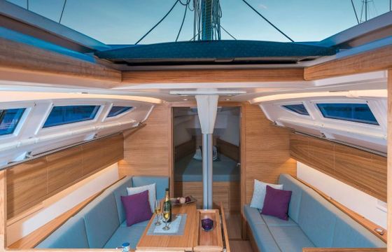 Sailboat AD Boats Salona 380 11m