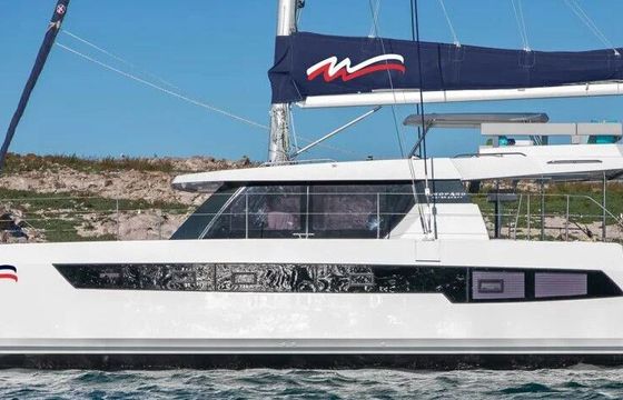 Catamaran Moorings 4200/3/3 12m