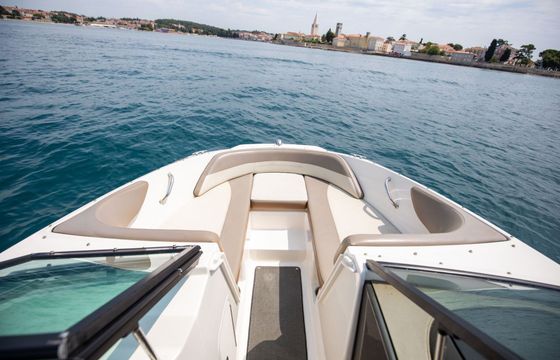 Motorboat SEA RAY 190 Spx 140hp