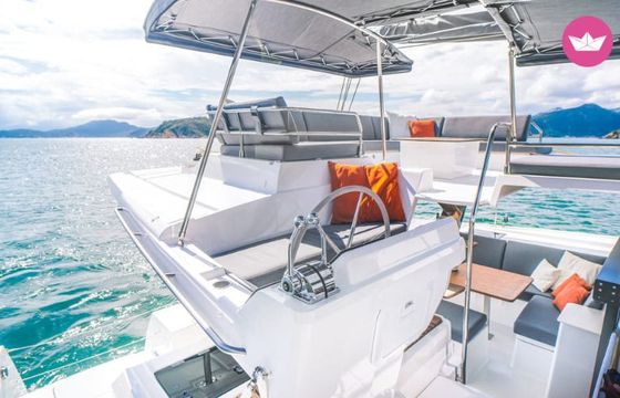 Catamaran Fountaine Pajot TANNA 47 (5 CAB + 1 / 5 SDB) 13m