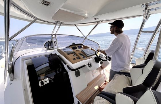 Motorboat Sessa Marine key largo 36 900hp