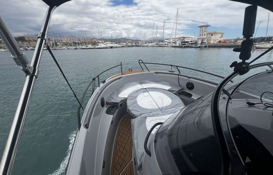 Motorboat Aqua 24 S7 130hp