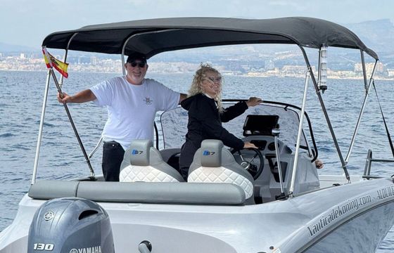 Motorboat Aqua 24 S7 130hp