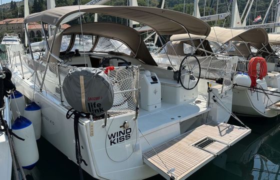 Sailboat Jeanneau Sun Odyssey 410 12m