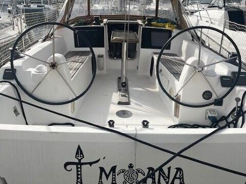 Sailboat Dufour DUFOUR 350 GL (3 cabines) 10m