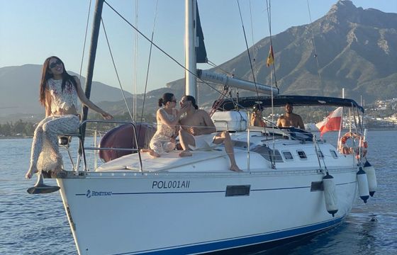 Sailboat Beneteau Oceanis 370 11.5m