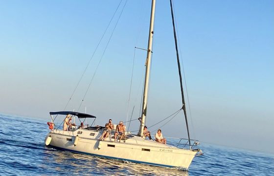 Sailboat Beneteau Oceanis 370 11.5m