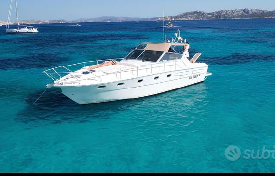 Motorboat Raffaelli Typhoon middle day 40 750hp