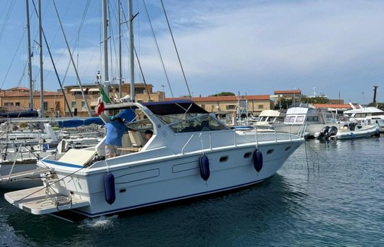 Motorboat Raffaelli Typhoon middle day 40 750hp