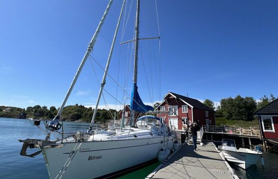 Sailboat Beneteau 50 14.9m