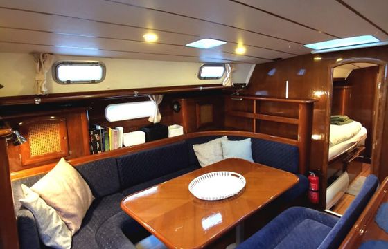 Sailboat Beneteau 50 14.9m