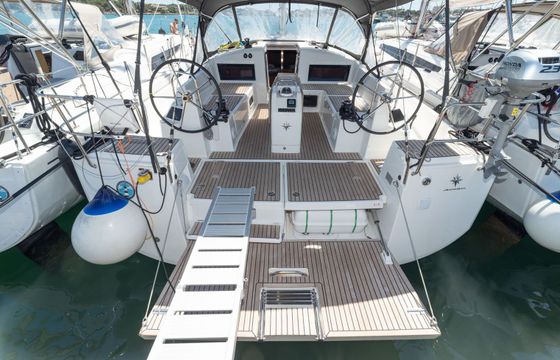Sailboat Jeanneau Sun Odyssey 440 13m