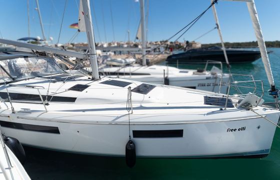 Sailboat Jeanneau Sun Odyssey 440 13m