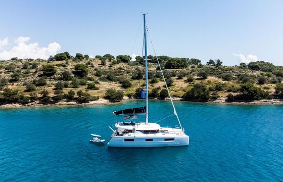 Catamaran Lagoon 46  13m