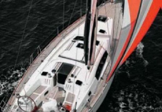 Sailboat BENETEAU OCEANIS 43 13.1m