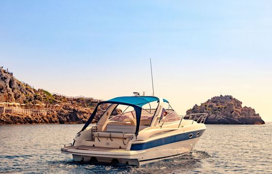 Motorboat BAVARIA 32 Sport 450hp