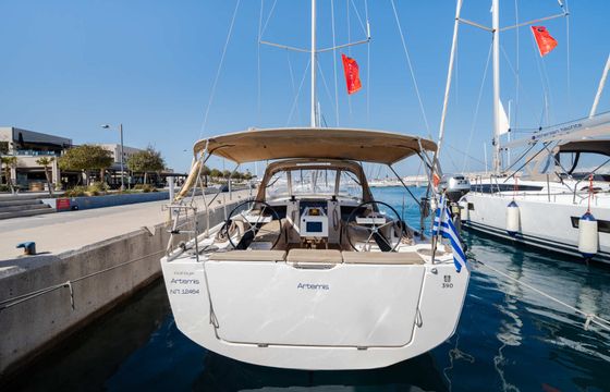 Sailboat Dufour Dufour 390 Grand Large 11m