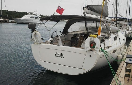 Sailboat HANSE 385 11m