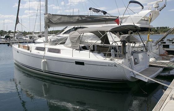 Sailboat HANSE 385 11m