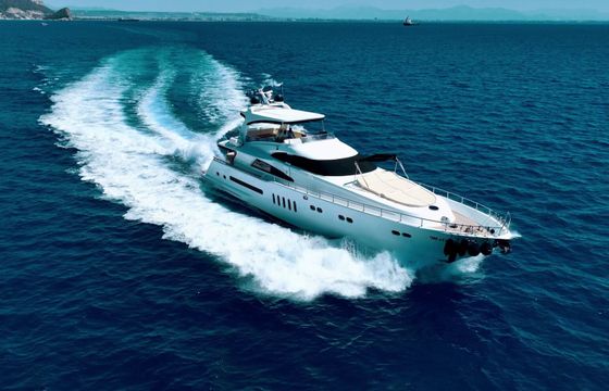 Motor yacht Princess 90 2400hp