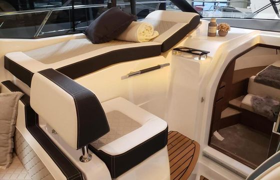 Motorboat Jeanneau Leader 36 400hp