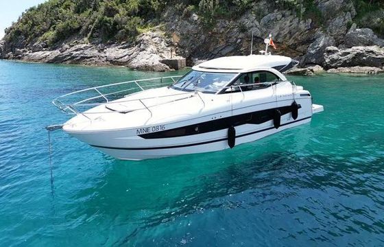 Motorboat Jeanneau Leader 36 400hp