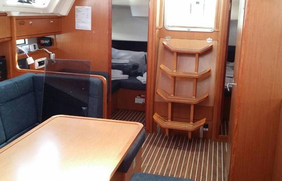Sailboat BAVARIA CRUISER 41 12.35m