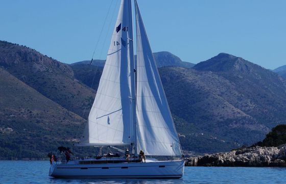 Sailboat BAVARIA CRUISER 41 12.35m