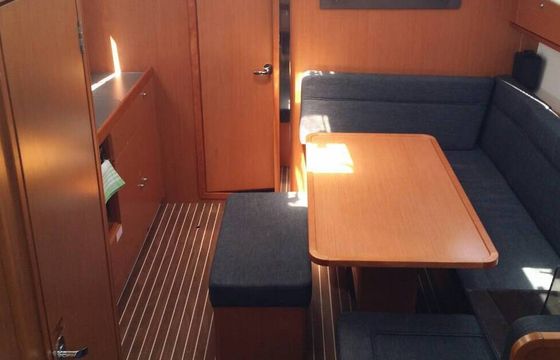 Sailboat BAVARIA CRUISER 41 12.35m