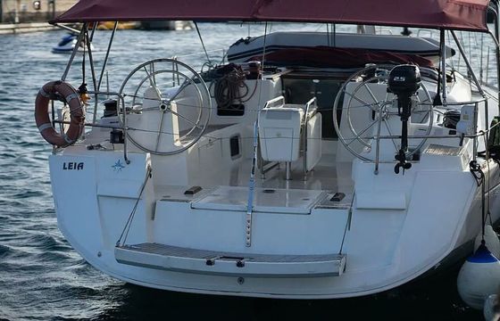 Sailboat Sun Odyssey 519 15m