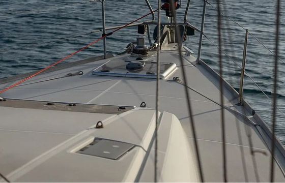 Sailboat Sun Odyssey 519 15m