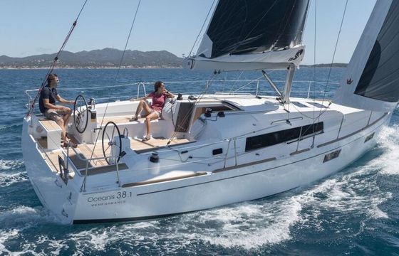 Sailboat Beneteau Oceanis 38 Deriveur 11.45m