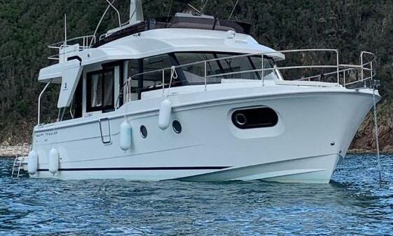 Motorboat Beneteau Swift Trawler 41 Fly 640hp