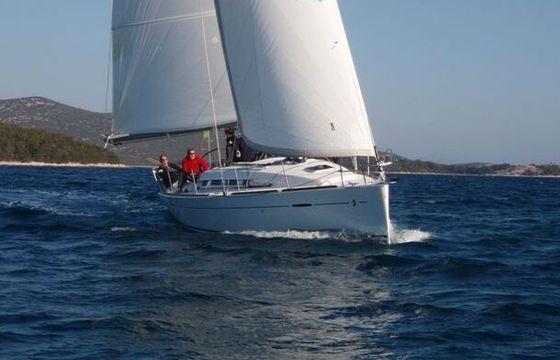 Sailboat BENETEAU FIRST 35 10.85m