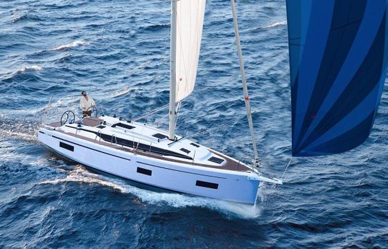 Sailboat Bavaria Yachtbau Bavaria C38 11m