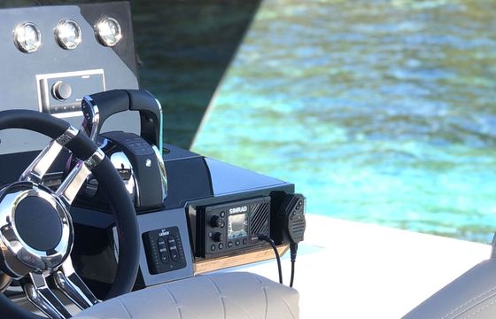 Motorboat De Antonio D42 Open 900hp