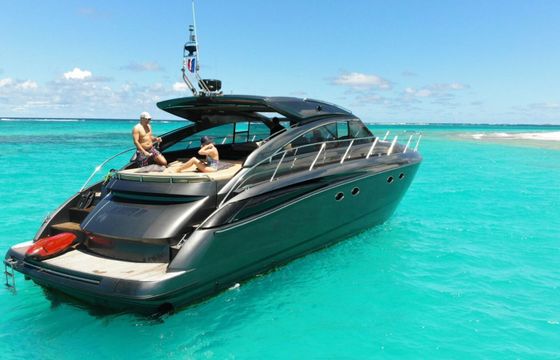 Motorboat Princess V 53 1500hp