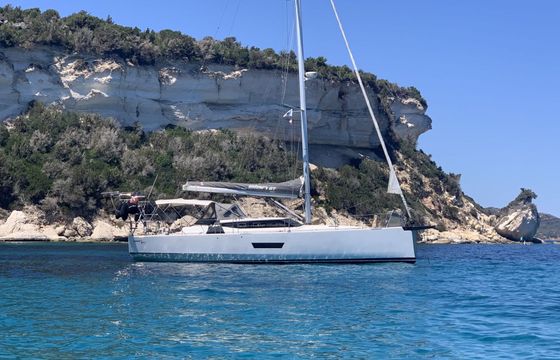 Sailboat Elan GT5 13.2m