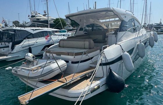 Motor yacht Bavaria Yachtbau Bavaria SR41