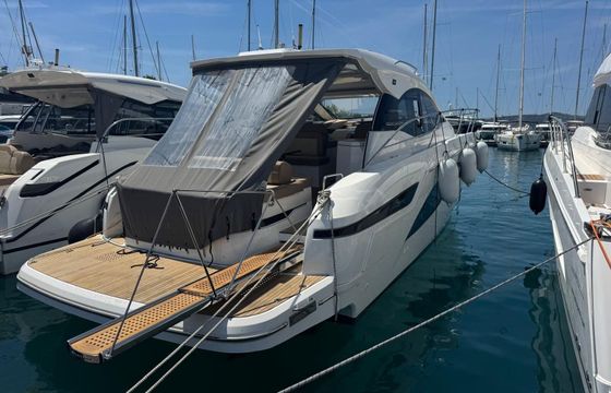 Motor yacht Bavaria Yachtbau Bavaria SR41